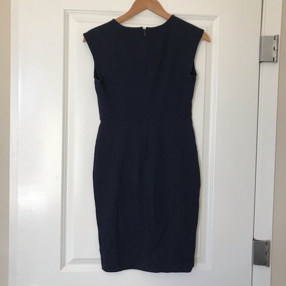 Cute short work dress. - Picture 2 of 3